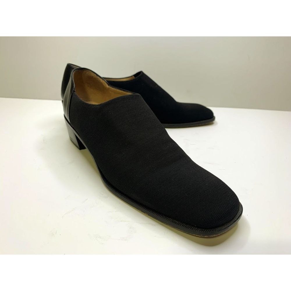 Donald J. Pliner Shoes Womens Size 7 Black Flats